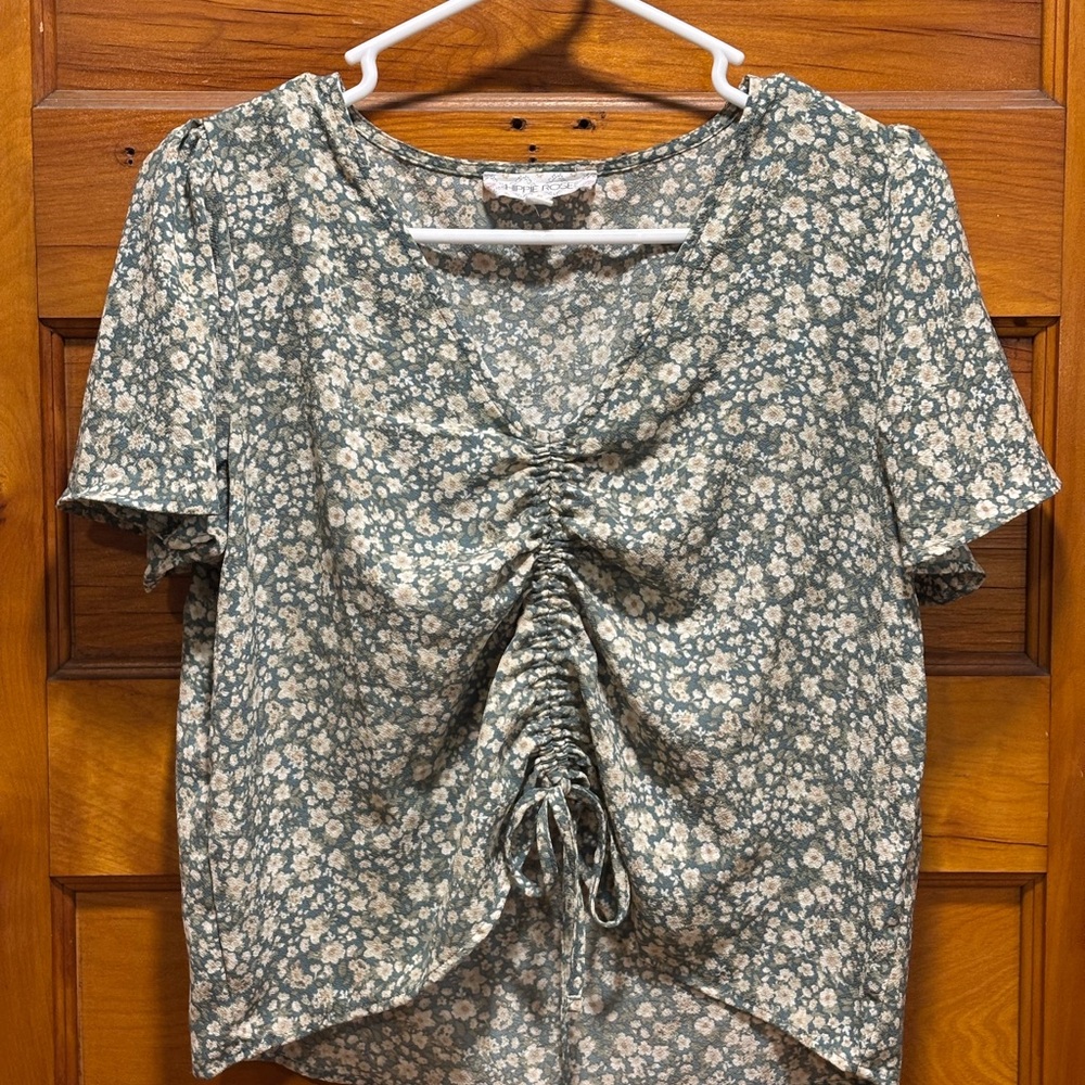 Hippie Rose Green Floral Ruched Front Crop Top